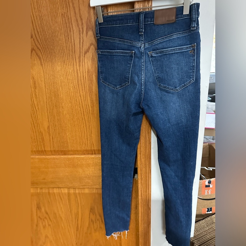 Madewell High Rise Dark Blue Jeans with raw hem - Picture 3 of 8
